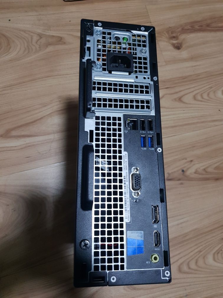 vand calculator Dell OptiPlex 3040..i3 gen 6..8 gb rami.