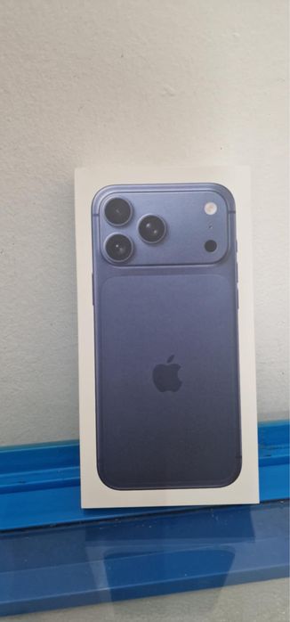 IPHONE 17 pro max  512 НЕОТВАРЯН