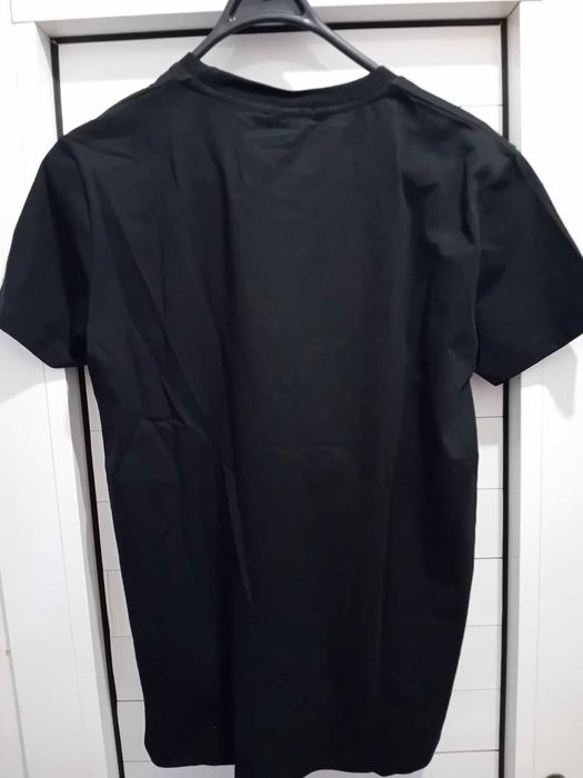 Чисто нова оригинална тениска Louis Vuitton