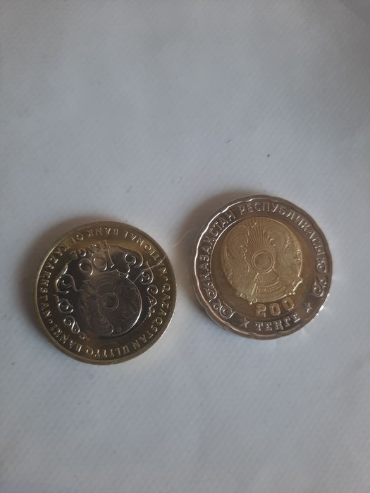 Продам монеты юбилейные