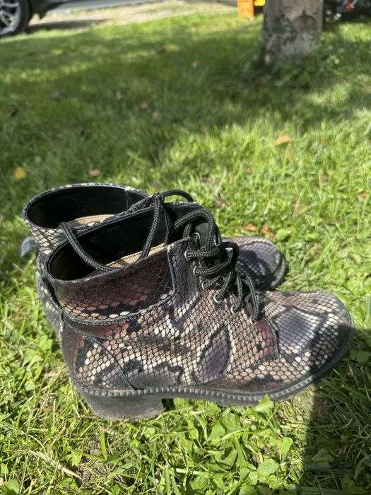 Vand ghete din piele