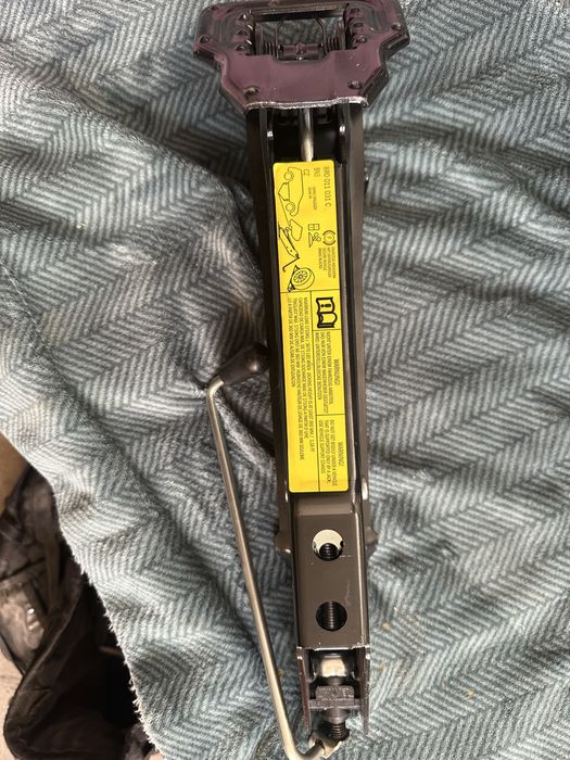 Cric audi q5 stare perfecta 8R0011031C