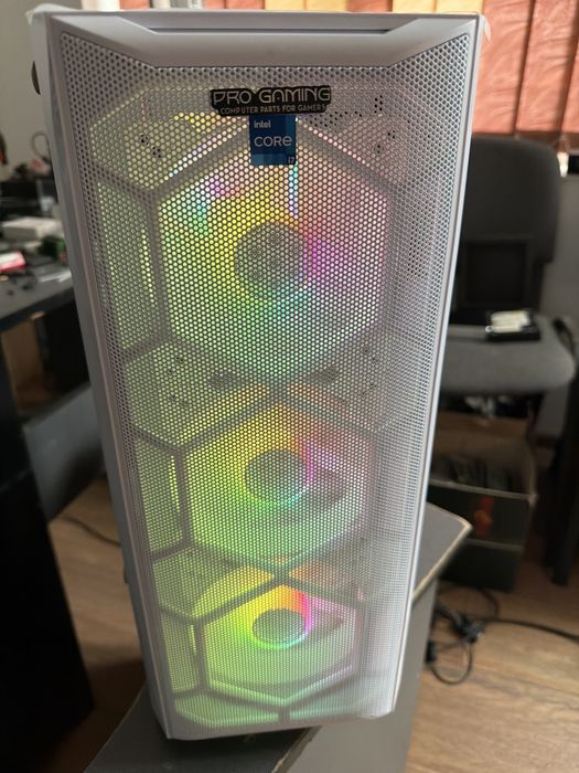 Sistem Desktop i7 12k 32g D5 1Tb nvme RTX5060 8g D7