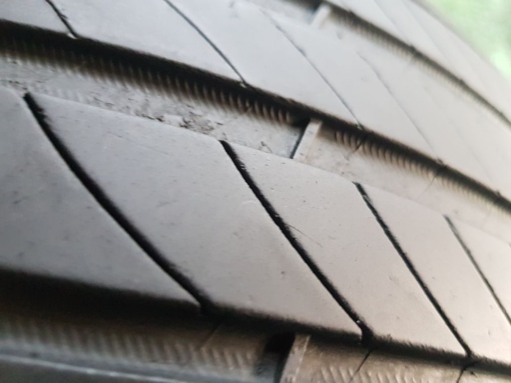 Anvelope 2x225 45 17 michelin dot 21 mm 4.7
