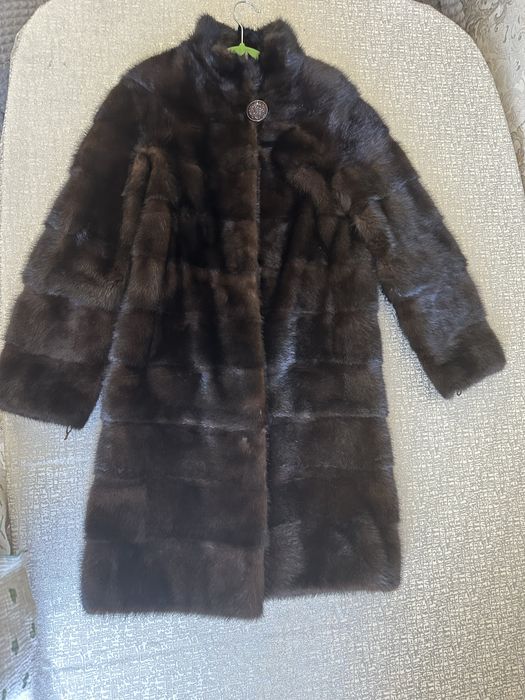 Продам норковую шубу