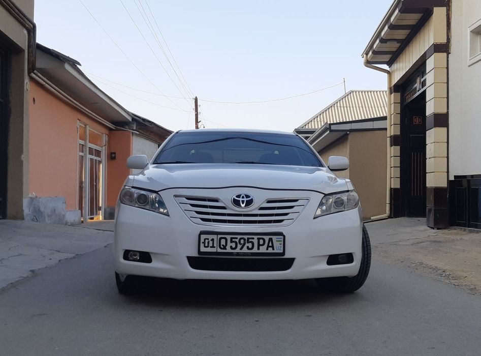 Автомобиль Тойота Камри 40