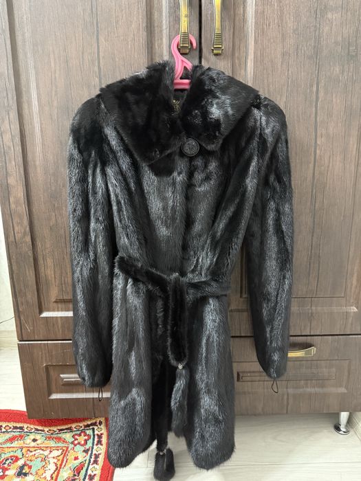 Продам шубу норковую