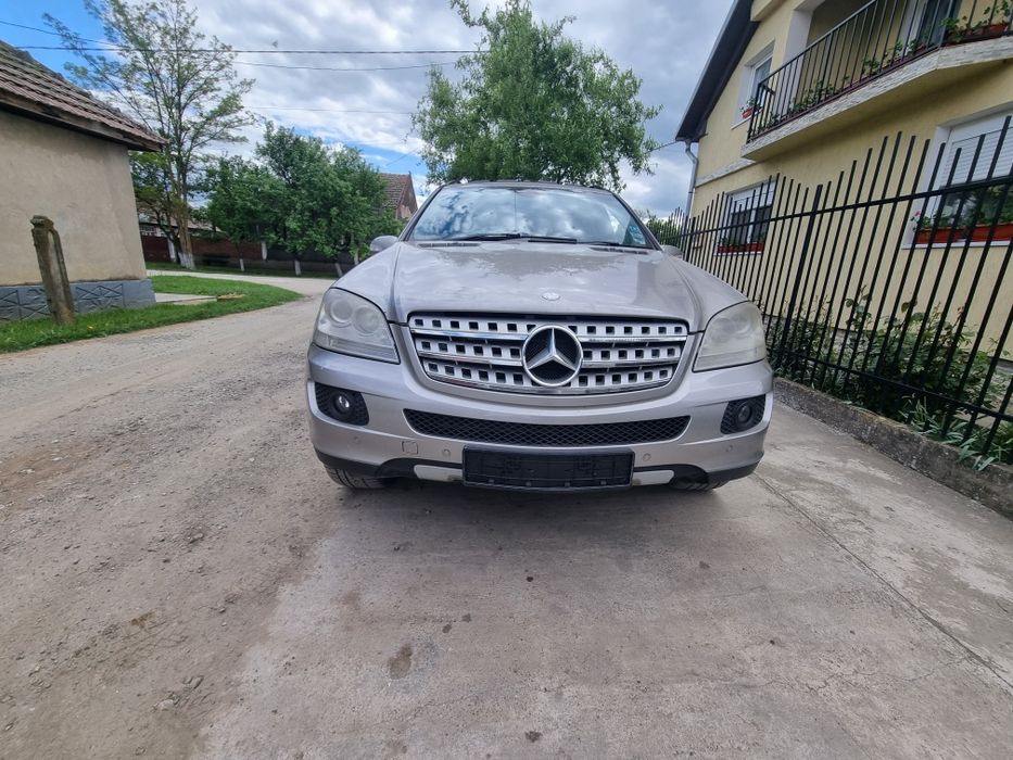 Dezmembrez mercedes ml 320 w164 3.0