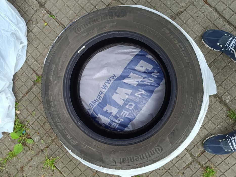 Гуми Континентал 235/55/18 всесезонни