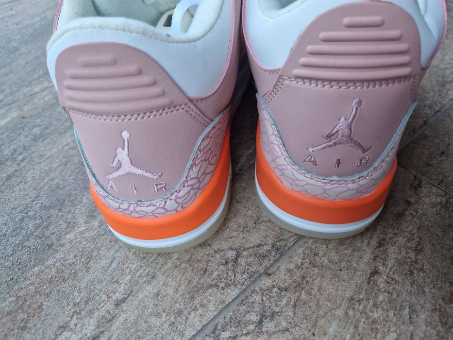 Jordan 3 Rust Pink