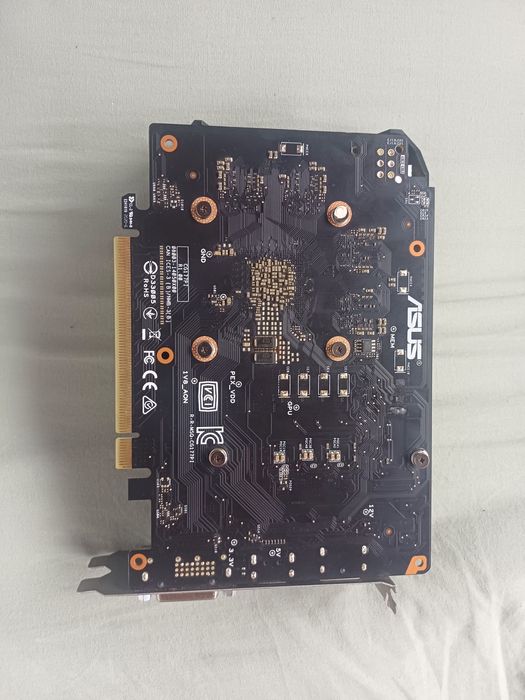 Placa video Nvidia gtx 1650 Asus