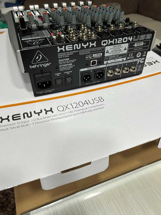 Пулт / миксер Behringer QX1204 USB