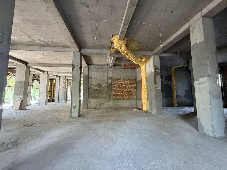 Улица Бабура Ж/К Узбегим Продается Нежилой Ремонт Коробка