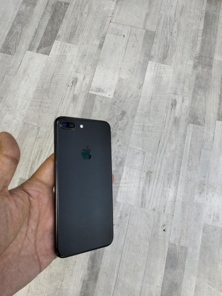 iPhone 7 Plus LL/A 32 GB Black ideal
