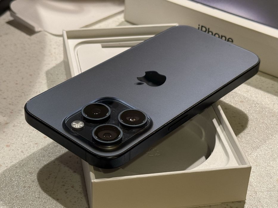iPhone 15 Pro 256GB Blue Titanium – Перфектен, 97% Батерия!