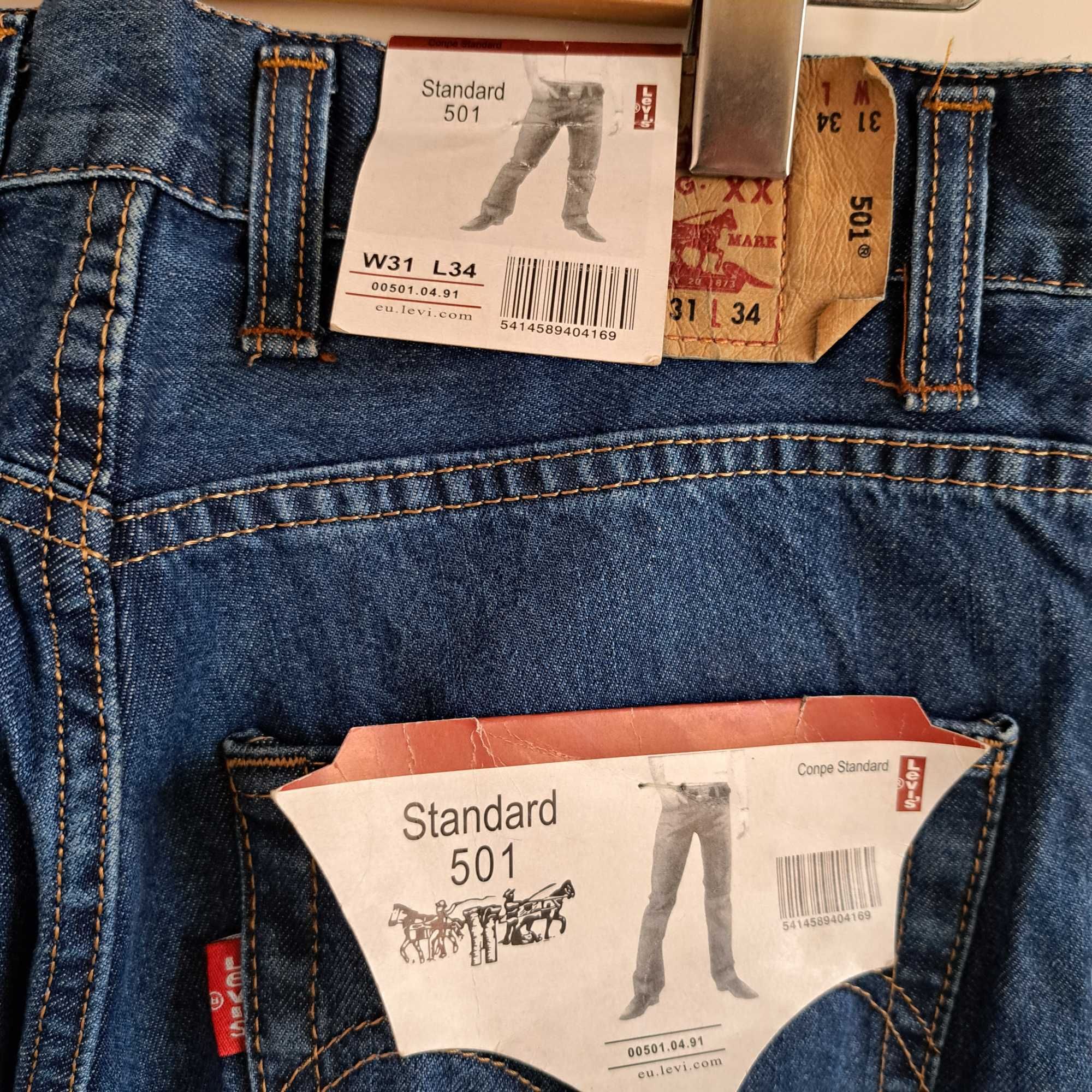 Чисто нови дънки LEVIS 501