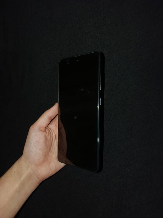 Samsung A 51 holati yahwi karobka dakumenti bor