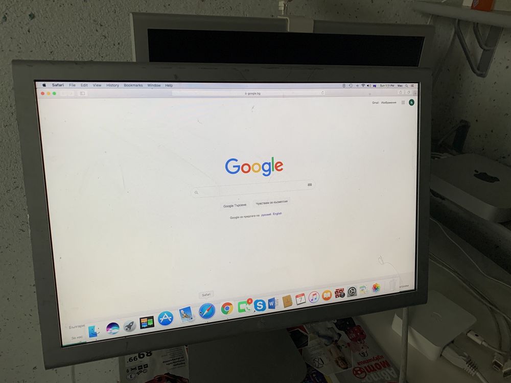 2 монитора Apple Cinema Display