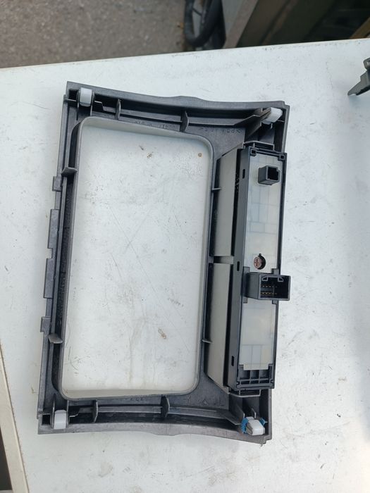 Мултимедия за Тойота Версо 2011г B9013