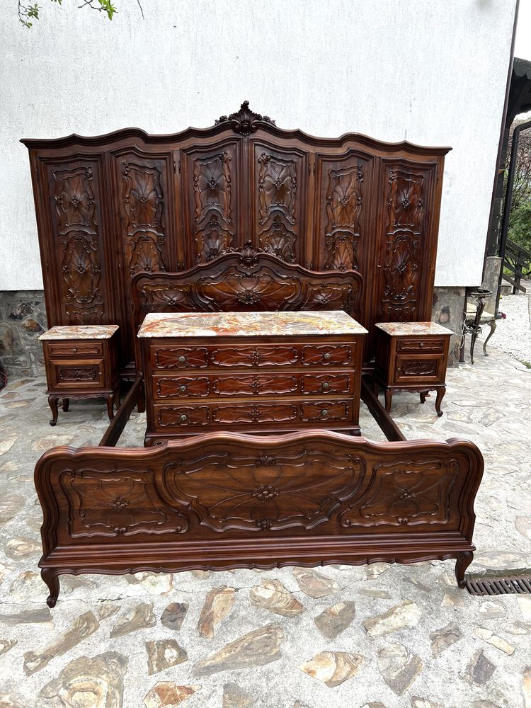 Dormitor stil Baroc Piemontez lemn sculptat Nuc