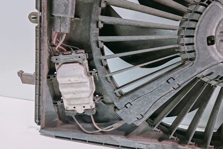 Electroventilator Racire A2045000393 Mercedes-Benz C-Class W204/S204