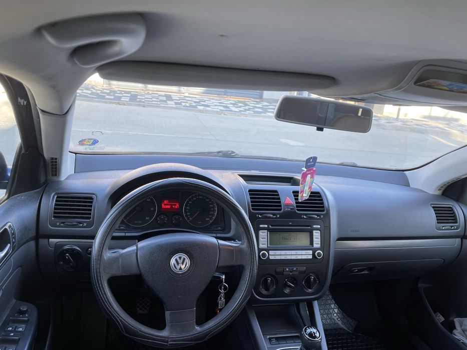 Volkswagen jetta 1.9 diesel An 2009