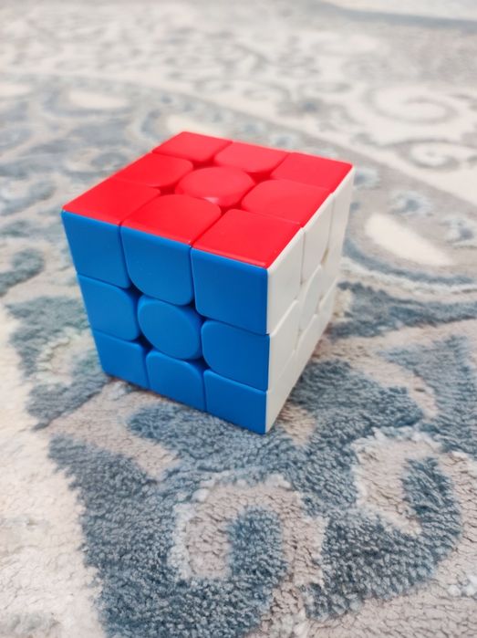 Кубики Рубика. пачка/поштучно