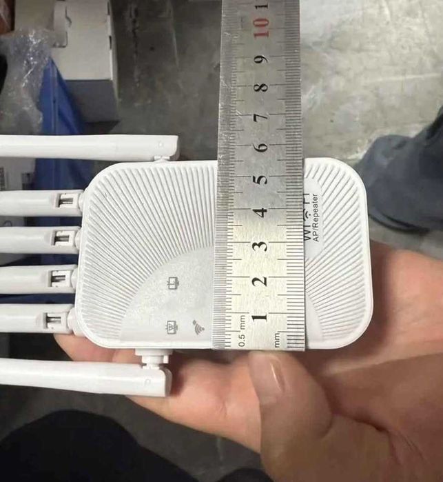 NOU SIGILAT Wifi Extender Repeater 1200mbps 6 antene alb sau negru