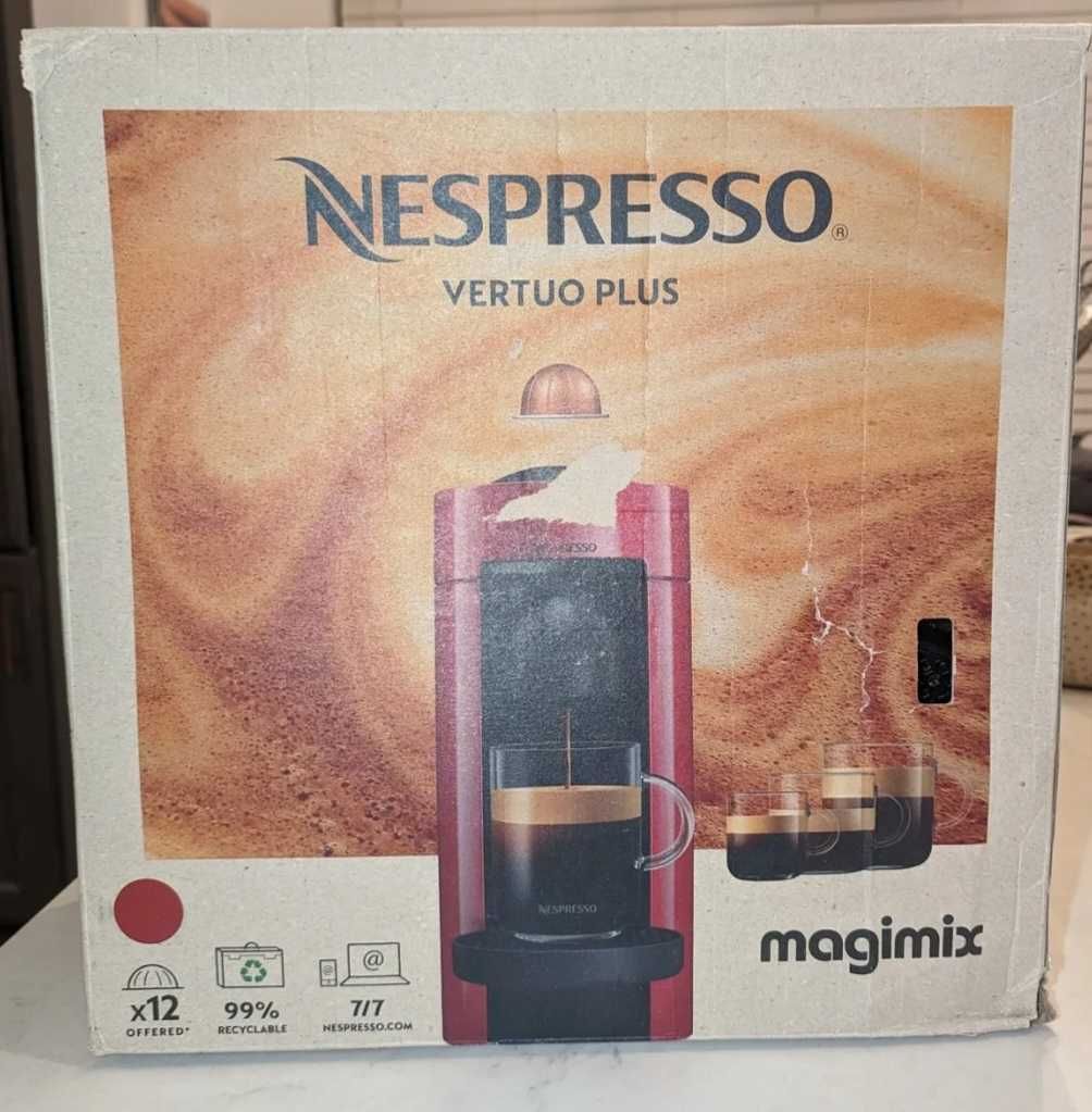 Кафе машина nespreso vertu plus