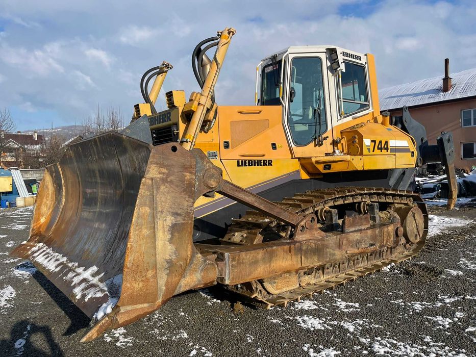 Buldozer LIEBHERR PR 744 L