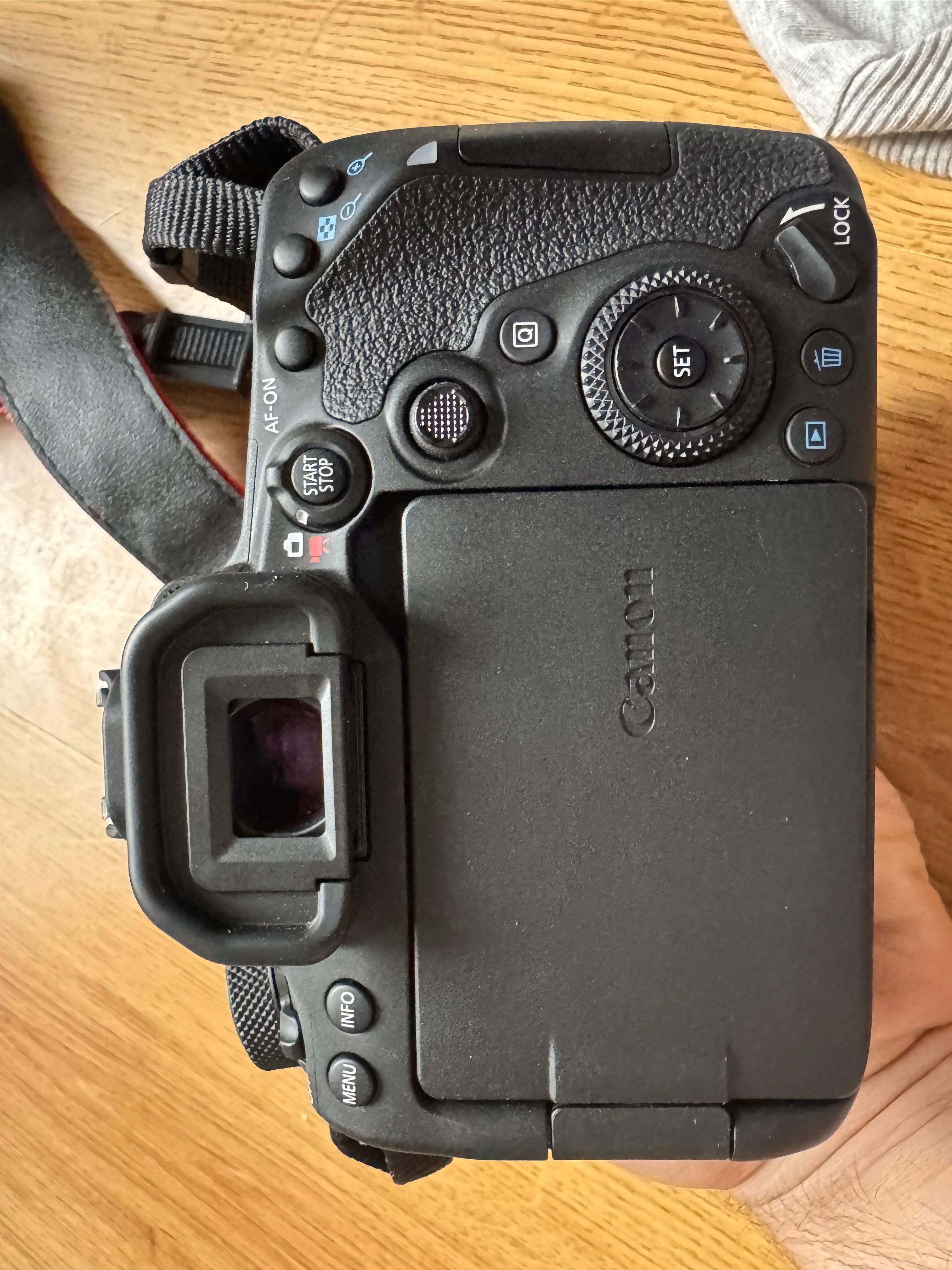 Canon EOS 90D + 18-135mm IS USM | Отлично състояние