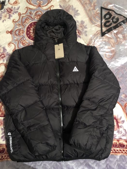 Продам куртку новый L 46-48 размер 20 тыщ тенге пишите