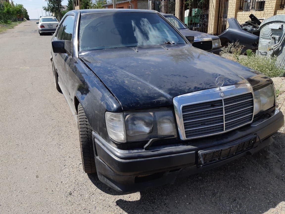 Mercedes w124 купе на разбор