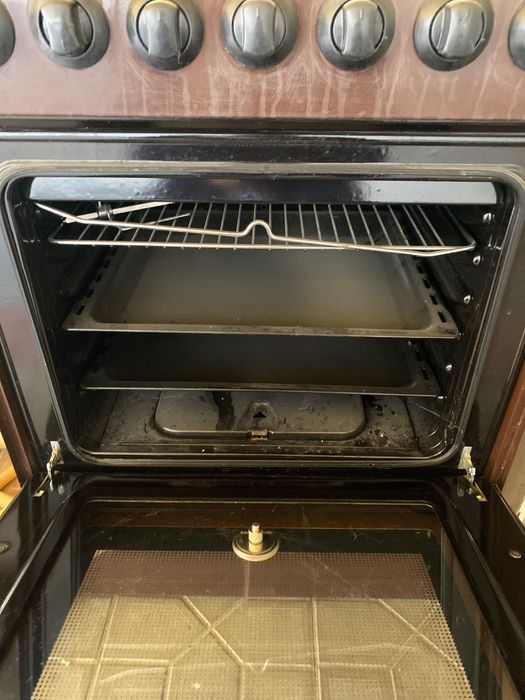 Срочно продаю газ плиту