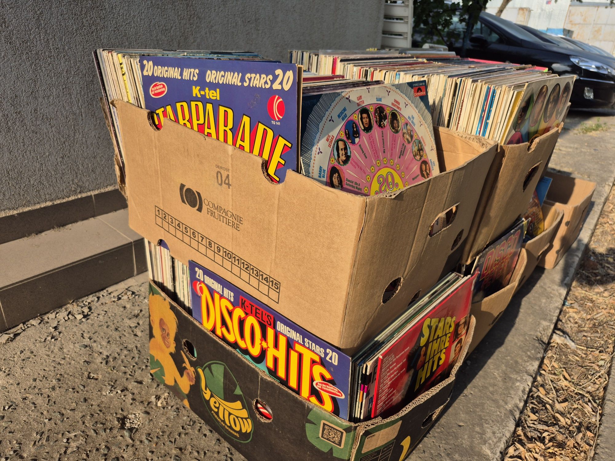 Vând Lot 200lp Discuri Vinil cu muzica usoara straina pentru pick-up