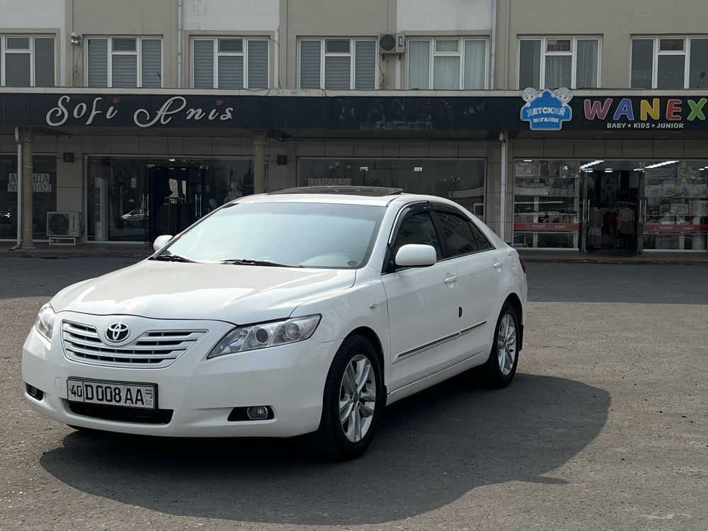 TOYOTA CAMRY sotladi прадаётса