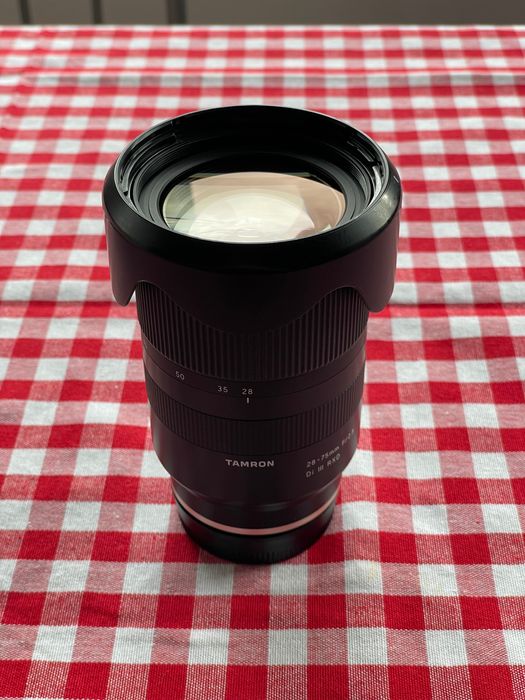 Obiectiv Tamron 28-75mm f2.8 montura Sony