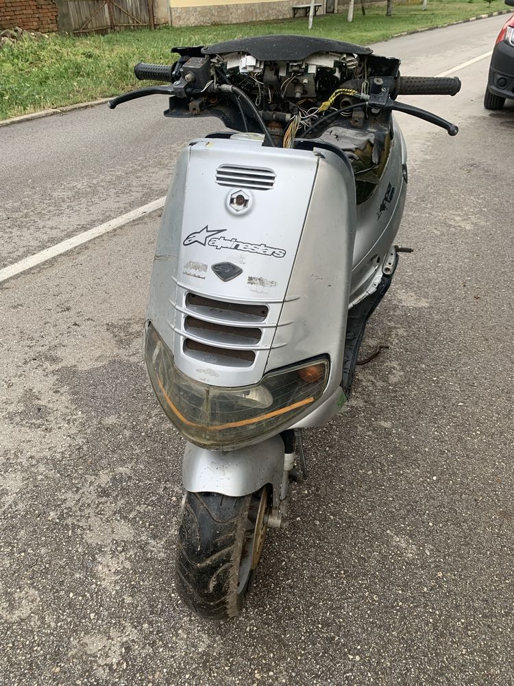 Piaggio 150 части