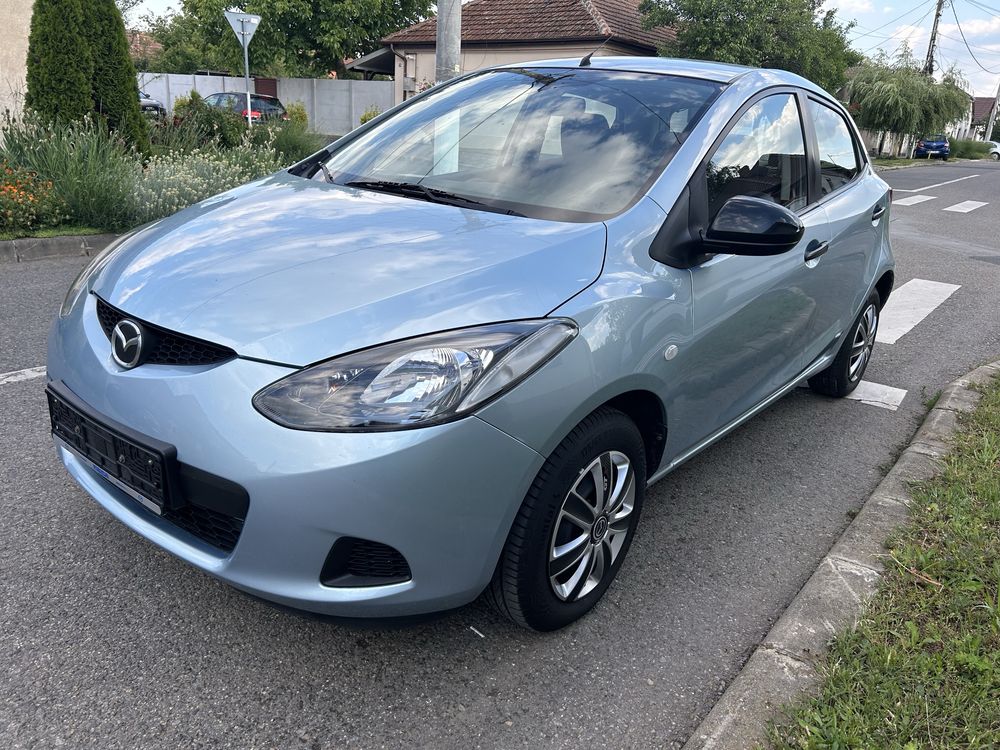 Mazda 2 1.4 Benzina 75 Cp an 2010