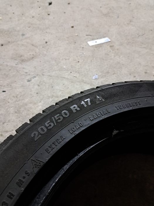 4 anvelope iarnă 205 50 r17 Continental