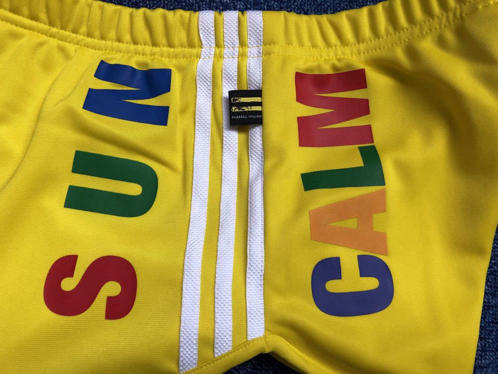 Adidas Pharrell Williams Shorts ОРИГИНАЛНИ дамски къси панталонки S/M