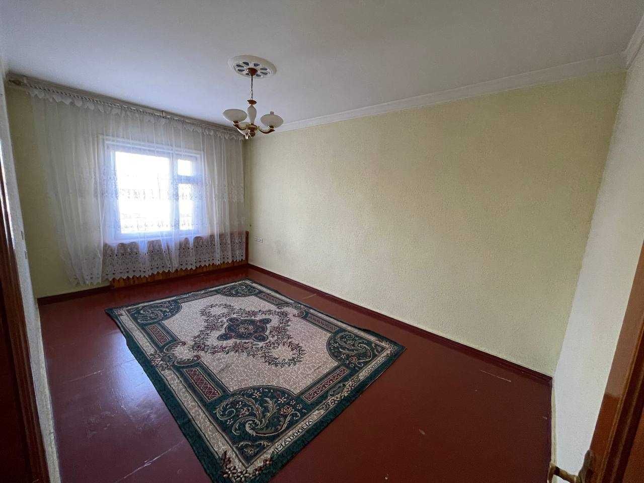 Продается 5 комнатная квартира Яшнабад р-н  Тузель 3       (136559)