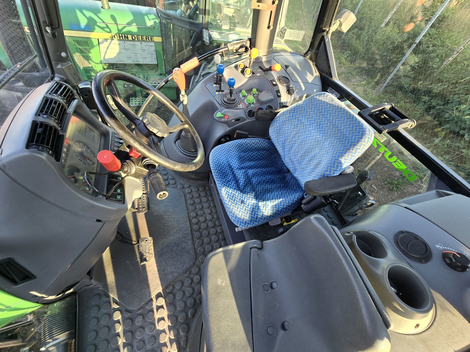 Tractor deutz agrotron 120