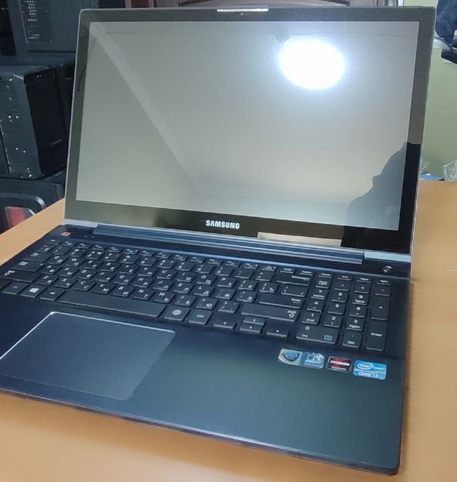 Ноутбук Core i7/16 ОЗУ/240 SSD