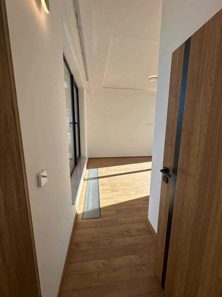 Продава се Къща в с. Марково, Област Пловдив - 280 кв.м за 2143 €/кв.м - Снимка #5