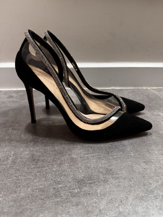 Продам красивые туфли