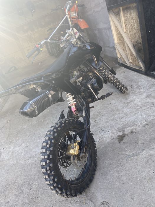 Se vinde cross 125 functionabil