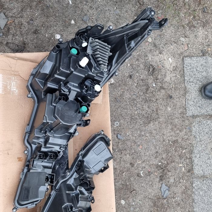 Toyota corolla 2022 facelift far nou led full led stanga dreapta