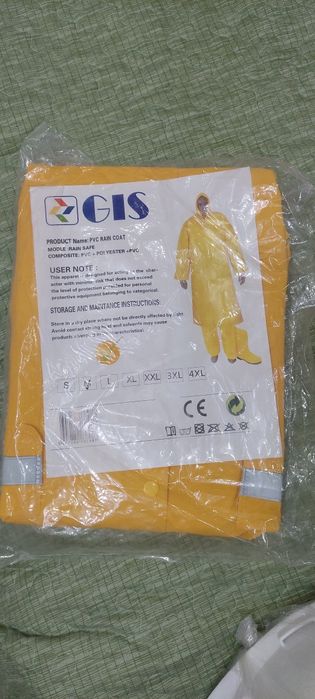 Продам Дождевик .