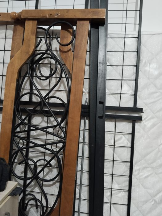 Двух спалка кровать